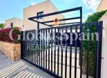 Revente - VILLA -
LOS MONTESINOS
