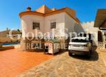 Wederverkoop - VILLA -
TORREVIEJA - Costa Blanca