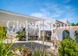 Resale - HOUSE -
LA MARINA