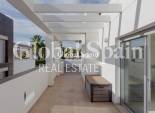 Odsprzedaż - WILLA  -
ORIHUELA COSTA - 