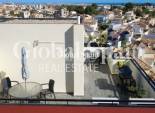 Resale - HOUSE -
ORIHUELA COSTA - VILLAMARTÍN