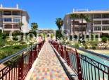 Wederverkoop - HUIS -
ORIHUELA COSTA - Playa Flamenca