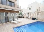 Resale - VILLA -
ORIHUELA COSTA - Costa Blanca