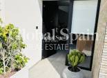 Revente - VILLA -
LA FINCA GOLF - Inland