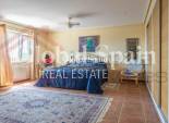 Revente - VILLA -
GEA Y TRUYOLS - Inland