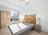 Resale - APARTMENT -
TORREVIEJA - Puerto