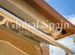 Wederverkoop - HUIS -
CATRAL - Catral
