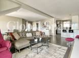 Odsprzedaż - PENTHOUSE -
VILLAMARTÍN - LOS DOLSES