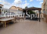 Resale - VILLA -
VILLAMARTÍN - Costa Blanca