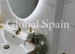 Resale - HOUSE -
ORIHUELA COSTA - La Zenia