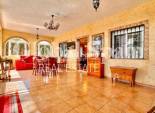 Wiederverkauf - VILLA -
TORREVIEJA - LOS BALCONES - LOS ALTOS