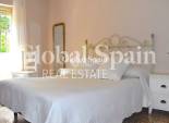 Revente - VILLA -
L'ALBIR - center