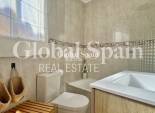 Resale - House -
ORIHUELA COSTA - La Florida