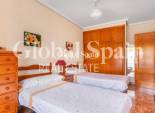 Wederverkoop - APPARTEMENT -
TORREVIEJA - Playa del cura