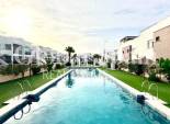Wiederverkauf - WOHNUNG -
TORREVIEJA - Aguas Nuevas