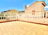 Wiederverkauf - VILLA -
LA ZENIA - Costa Blanca