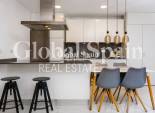 Revente - MAISON -
VILLAMARTÍN - Costa Blanca