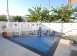 Resale - HOUSE -
SUCINA - Inland