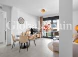 Resale - APARTMENT -
ORIHUELA COSTA - VILLAMARTÍN