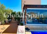 Resale - VILLA -
ORIHUELA COSTA - La Regia