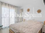 Revente - VILLA -
ORIHUELA COSTA - VILLAMARTÍN
