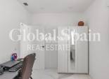 Odsprzedaż - WILLA  -
TORREVIEJA - LOS BALCONES - LOS ALTOS