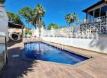 Resale - VILLA -
PILAR DE LA HORADADA - Pinar de Campoverde