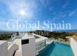 Nieuwbouw - PENTHOUSE -
OJÉN - El Soto De Marbella