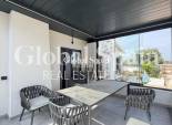 Venta - VILLA -
TORREVIEJA - Punta Prima