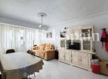 Revente - APPARTEMENT -
TORREVIEJA - Estacion de autobuses