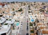 Wiederverkauf - HAUS -
TORREVIEJA - La Florida