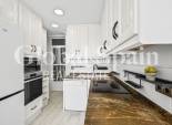 Resale - APARTMENT -
TORREVIEJA - Puerto