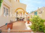 Resale - VILLA -
PILAR DE LA HORADADA - Costa Blanca