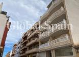 Resale - APARTMENT -
TORREVIEJA - Playa del Cura