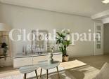 Revente - APPARTEMENT -
TORREVIEJA - Torrevieja