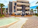 Wederverkoop - APPARTEMENT -
ORIHUELA COSTA - Costa Blanca