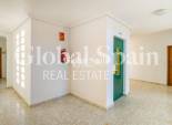 Wiederverkauf - WOHNUNG -
TORREVIEJA - Playa del Cura