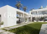 Nouvelle construction - VILLA -
MARBELLA - Cascada De Camojan
