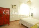 Odsprzedaż - WILLA  -
TORREVIEJA - 