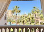 Revente - APPARTEMENT -
TORREVIEJA - Aldea del mar