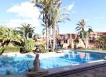 Odsprzedaż - WILLA  -
TORREVIEJA - 