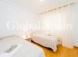 Wiederverkauf - WOHNUNG -
TORREVIEJA - Playa del Cura