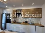 Resale - HOUSE -
BENIDORM - Costa Blanca