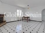 Wiederverkauf - VILLA -
TORREVIEJA - La Siesta - El Salado - Torreta