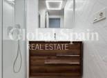 Wederverkoop - APPARTEMENT -
TORREVIEJA - Estacion de autobuses