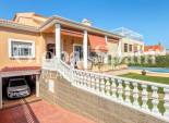 Wiederverkauf - VILLA -
TORREVIEJA - Torrelamata - La Mata