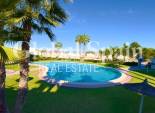 Resale - HOUSE -
TORREVIEJA - La Mata
