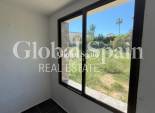 Wederverkoop - VILLA -
TORREVIEJA - LOS BALCONES - LOS ALTOS
