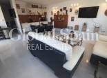Wederverkoop - VILLA -
CIUDAD QUESADA
