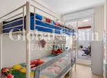 Revente - APPARTEMENT -
ALICANTE - CAROLINAS